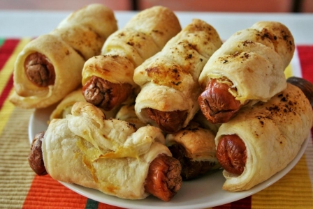 Pigs in a blanket (mini crescent dogs)