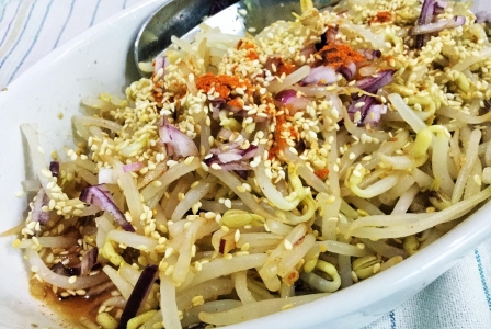 Bean sprout salad