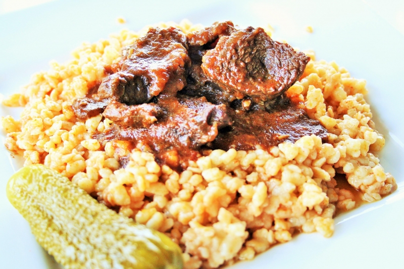 Beef stew with egg barley (Marhaporkolt) Creative Kitchen