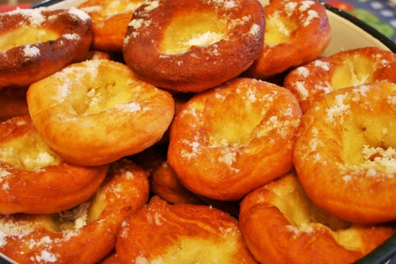 Doughnut (hungarian fank)Doughnut (hungarian fank)